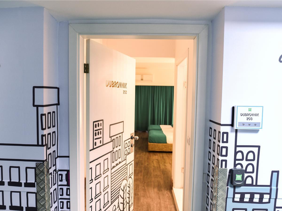 Ibis Styles Skopje Ξενοδοχείο Εξωτερικό φωτογραφία